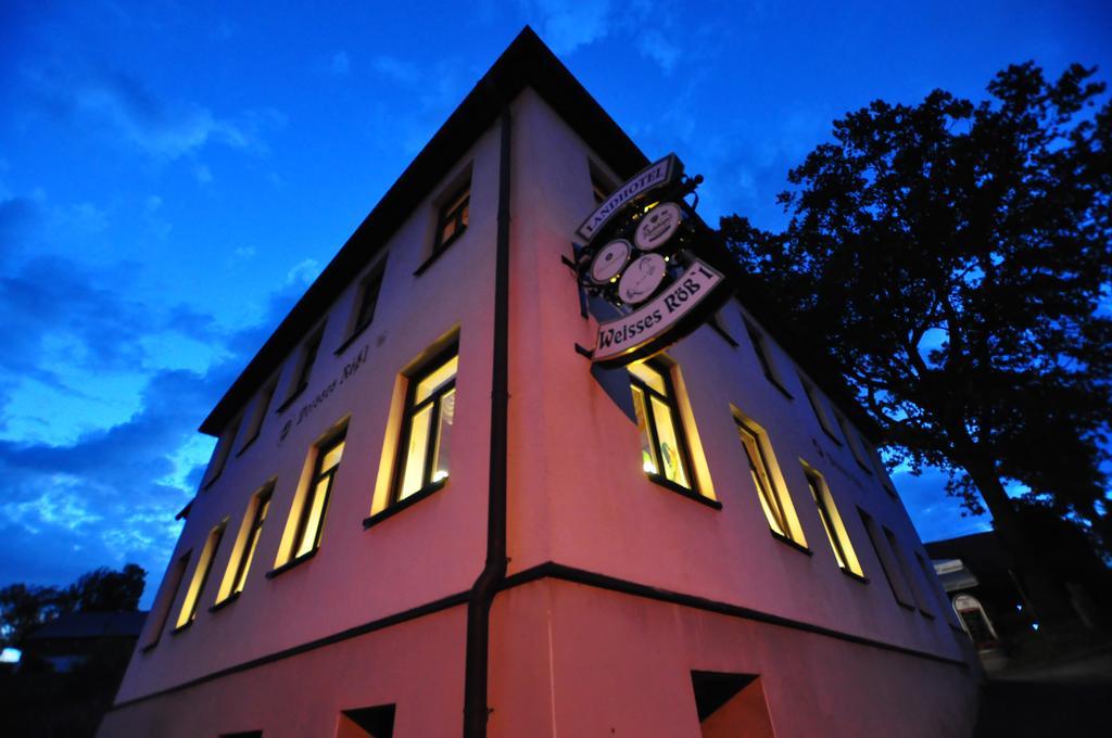 Landhotel Weisses Roess'L Adorf Екстер'єр фото